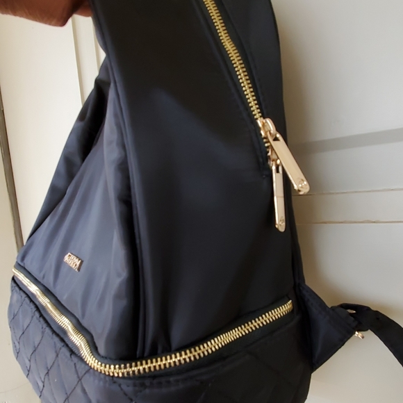 DoTerra Essential Oils backpack - Picture 4 of 7